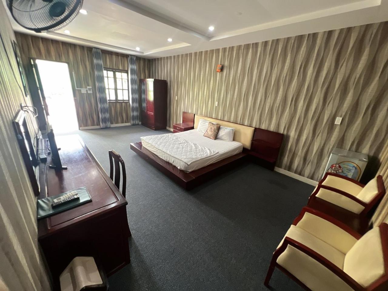 Phi Long 2 Hotel Thu Dau Mot المظهر الخارجي الصورة