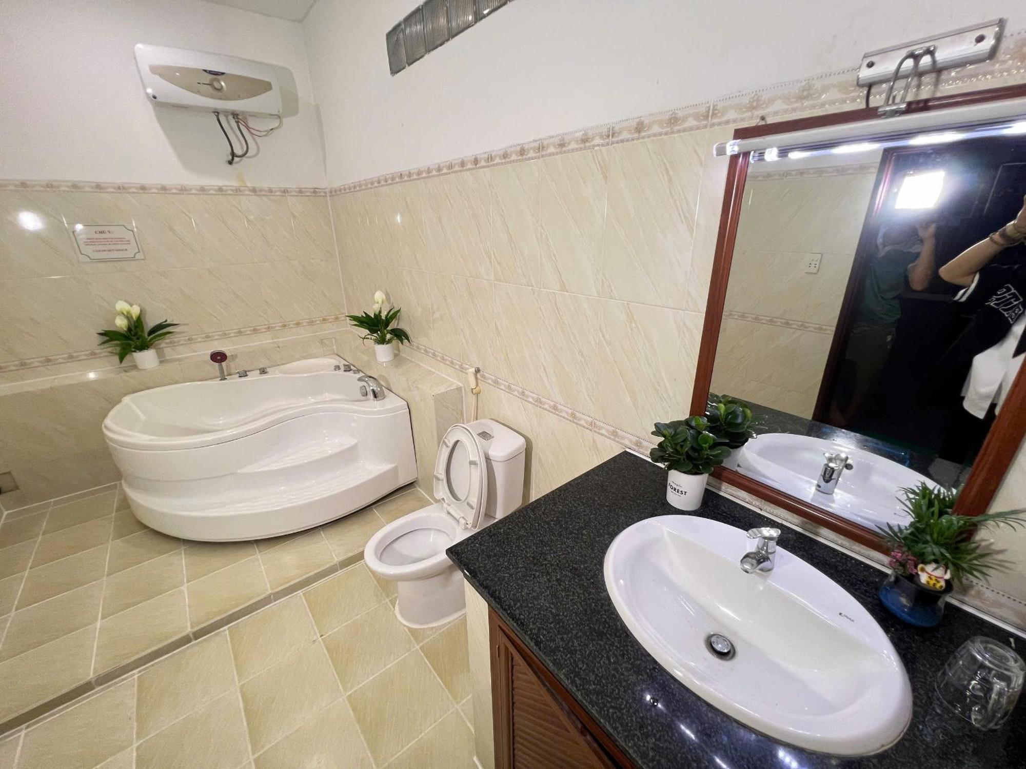 Phi Long 2 Hotel Thu Dau Mot المظهر الخارجي الصورة